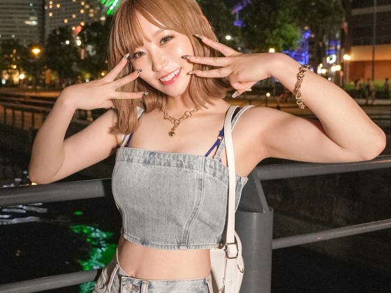 【ギャル狂い】『アヘっ…気持ち良すぎる…』ドスケベギャルがパイパンマンコを激しく突かれ、絶頂セックスで狂乱！めちゃシコボディが揺れまくり、ギャルの淫乱さが全開のヤバい夜！♡