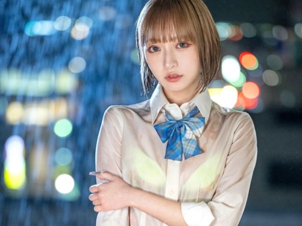 【ギャルの雨セックス】「もっと激しくして♡」クラスの人気ギャルが雨に打たれながら理性崩壊！ずぶ濡れボディで感じまくり、野外で激アツセックスに没頭！ｗ