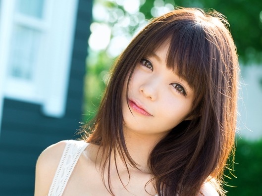 【貧乳素人娘の恥じらいエッチ】『胸小さくてごめんね…』控えめバストが可愛い女の子たちが大集合！制服やブルマでフェラチオしたり、あどけないセックスで大胆に乱れる♡