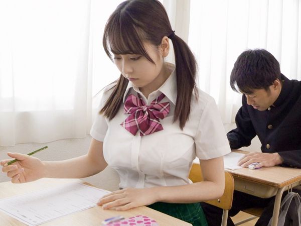 【GカップアイドルJKの禁断乱交】『中に出さないで…』クラスのマドンナが初体験の連続種付けSEX！巨乳を揺らしながら精子を子宮で受け止める衝撃映像♡