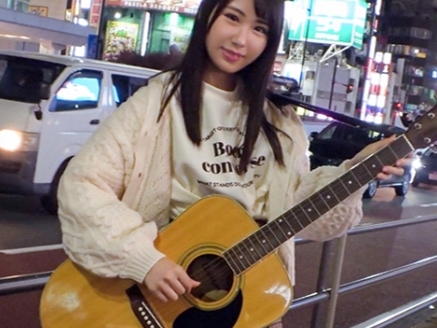 【美尻ミュージシャンの卵をナンパハメ】『音楽の次に気持ちいい…』夢追い女子がエッチな誘惑に負けてホテルIN！白濁ザーメンを顔射され、美尻を揺らして感じまくる♡