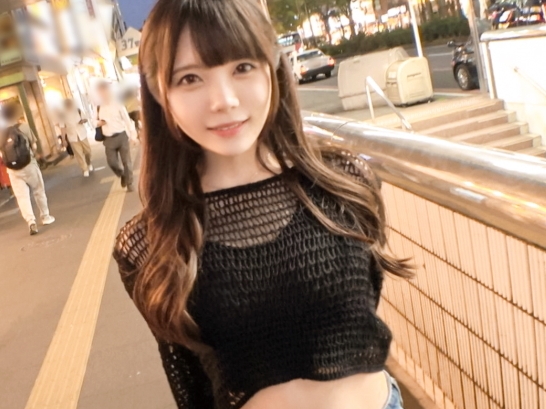 【小悪魔ギャルの誘惑】『もっと激しくして♡』へそ出しセクシー美少女が、欲望むき出しのセックスで乱れまくる！小悪魔スマイルで男を惑わし、チ○コを求めて感じまくる姿は最高にエロい！ギャル特有の色気にムラムラが止まらない！