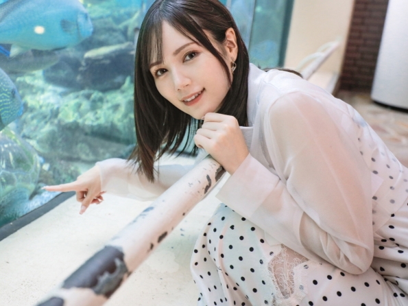 【イチャラブ美少女】めちゃカワ女子と2人っきりの濃厚ベッドタイム!甘い吐息と絡み合う体、イチャイチャエッチでメロメロ♡美少女とのラブラブセックスに溺れる!