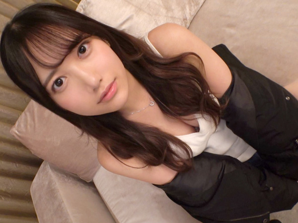 【配信者、デカチンに挑戦】『奥まで…気持ちいい…』戸田恵〇香似の美女がデカチンを咥え込み痙攣絶頂！おまんこヒクヒクさせながらイキまくるドスケベ配信！♡